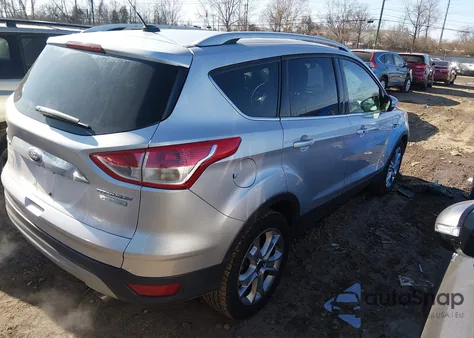 2016 Ford Escape Titanium из США, поврежденный, VIN 1FMCU0JX3GUA27639